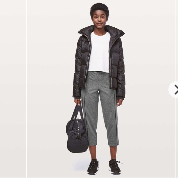 Lululemon Light Strides Crop *23 - Picture 2 of 9